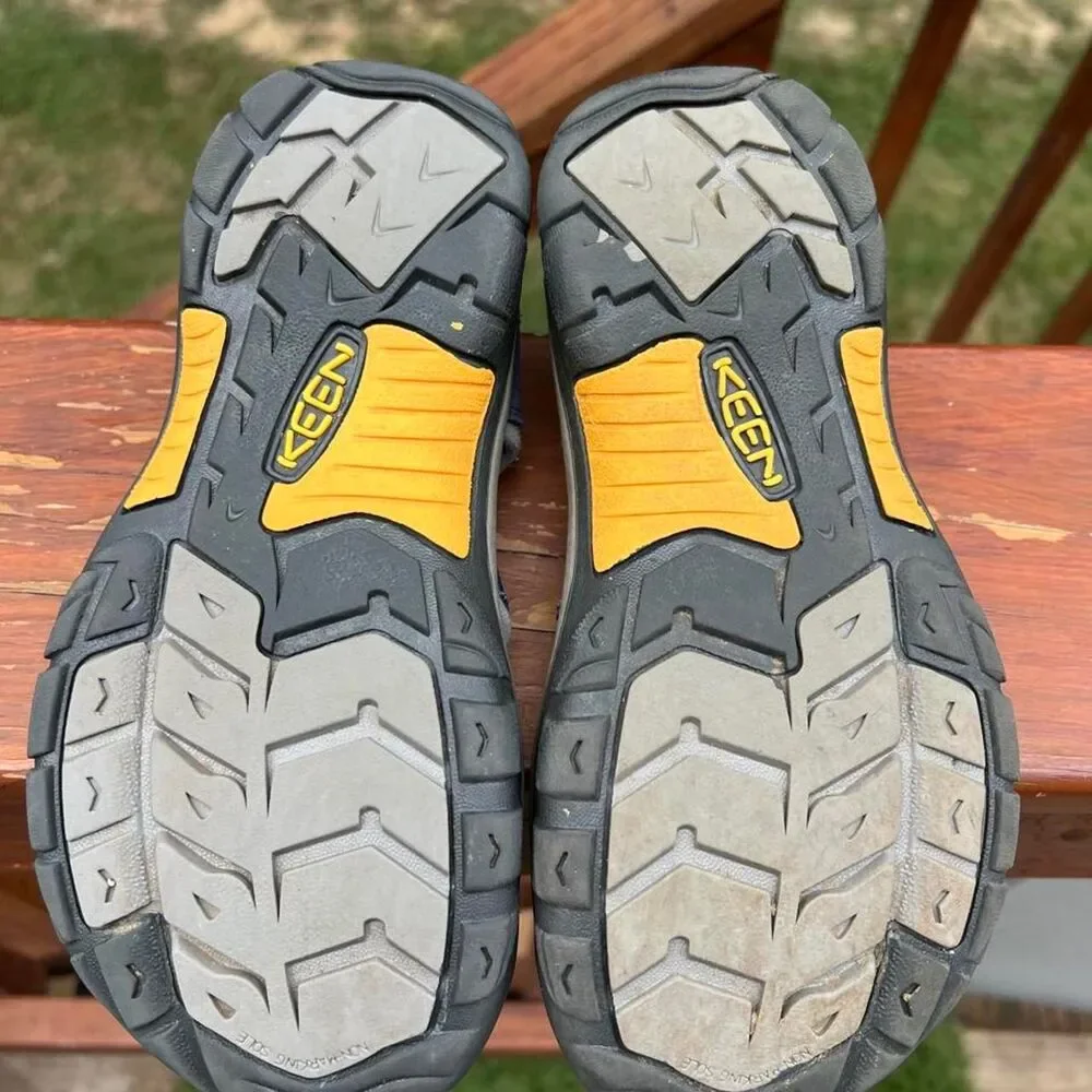 Keen Youth 4 Womens 5.5 Blue Water Hiking Outdoor Gorpecore Sandals